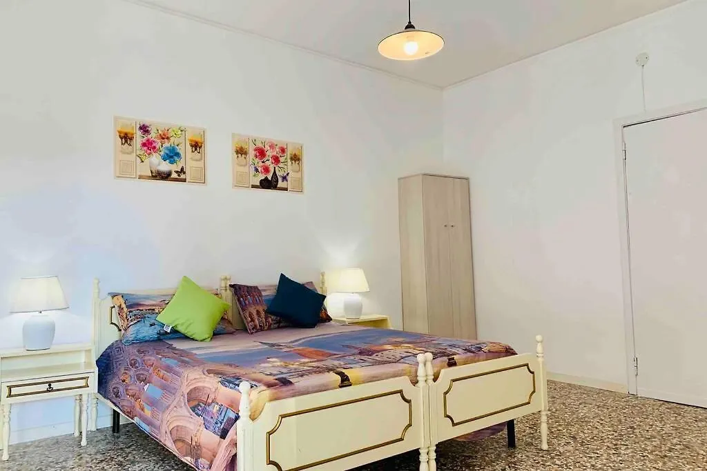 Chiesa Dei Madonna Orto Room Venice Apartment